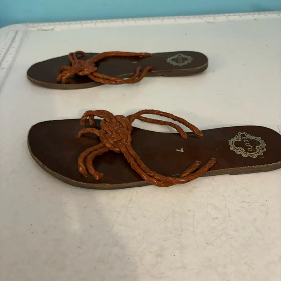 🛍️3/$30 Ecoté women’s braided strappy‎ sandal in size  7 - Picture 5 of 9